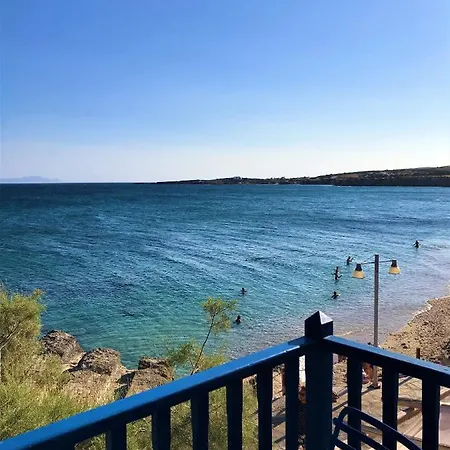 Cavos Studio By The Sea