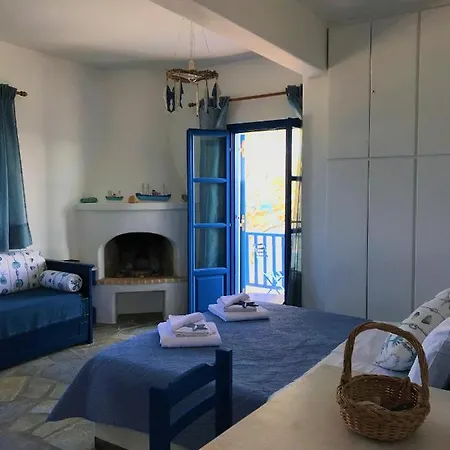 Cavos Studio By The Sea Holiday home Drios