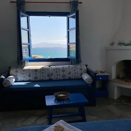 Cavos Studio By The Sea Holiday home Drios